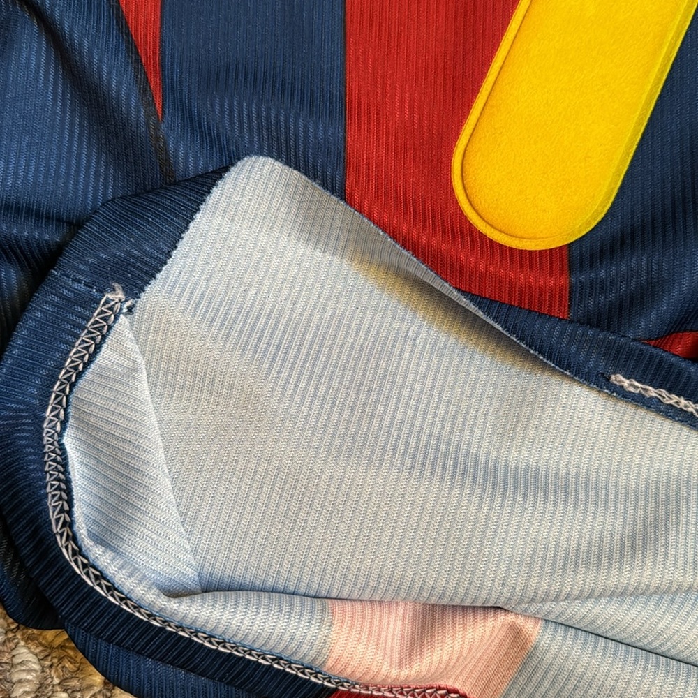 Barcelona Futbol Soccer Jersey # 7 Javier Saviola - Picture 6 of 6